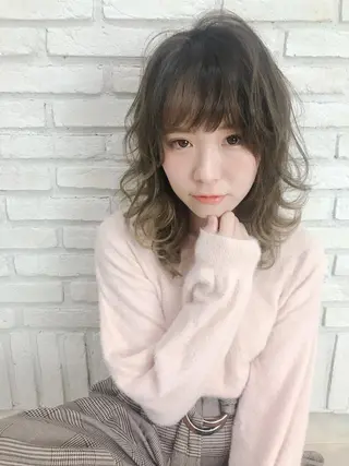 ミディアム カラー パーマ ナガイ ユウキのヘアスタイル