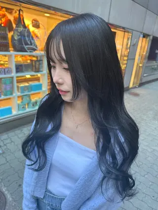 ロング カラー SALOWIN    銀座RAY 2所属・yamashika honokaのヘアスタイル