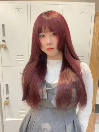 カラー ハイトーン縮毛/暖色 なーな🎀🤍のヘアスタイル