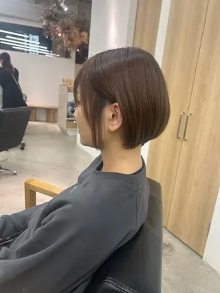 ショート noa  🦋 ブリーチ/暖色のヘアスタイル