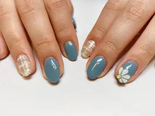 ネイル 表参道colore所属・表参道colore店 REICAのネイルデザイン