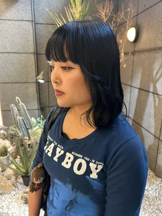ミディアム カラー 透明感ツヤカラー コトノ🫧のヘアスタイル