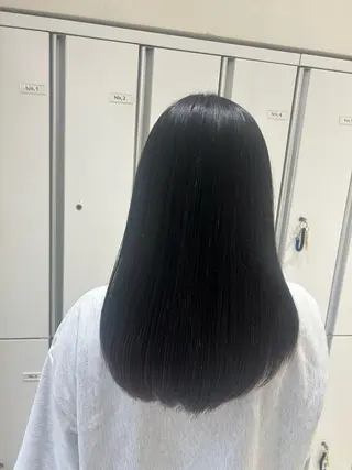 セミロング たけだゆめ ダブルカラーのヘアスタイル