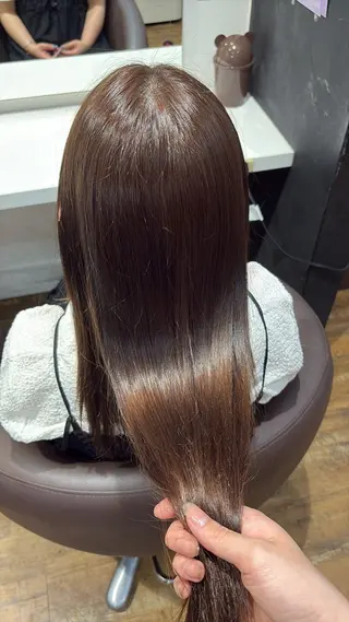 ロング カラー hairsalon de Forever所属・ちづるForever Assistantのヘアスタイル