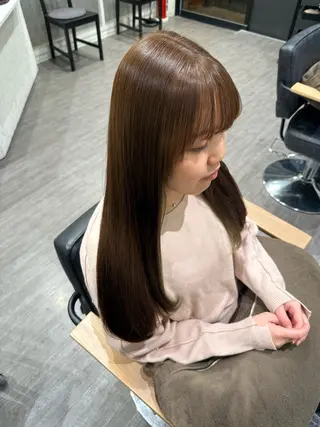 セミロング カラー 上田 紗也のヘアスタイル