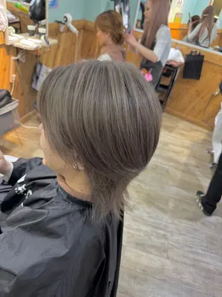 ショート CORE shinjuku所属・カラーモデル募集⭐️ もえのヘアスタイル