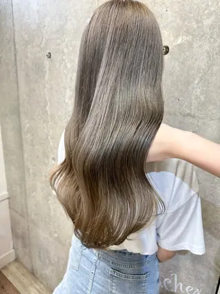 ロング カラー 柴田 すず花のヘアスタイル