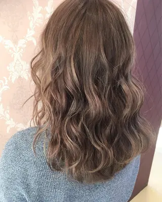 ロング カラー 宍戸 海斗のヘアスタイル