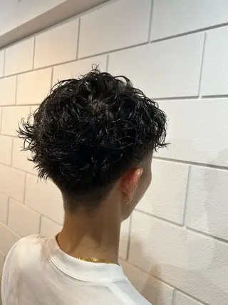 パーマ メンズ 相澤 拳のヘアスタイル