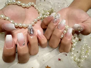 ネイル ENsalon AKIRAのネイルデザイン