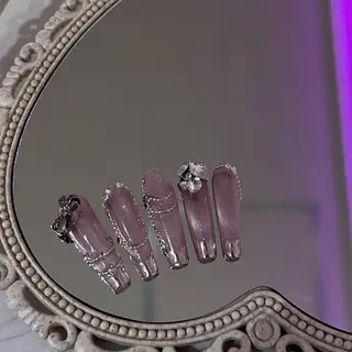 ネイル Yudia Minoriのネイルデザイン