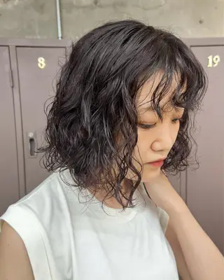 ミディアム カラー パーマ era所属・azumi/ボブ/暖 色/オリーブ/縮毛のヘアスタイル