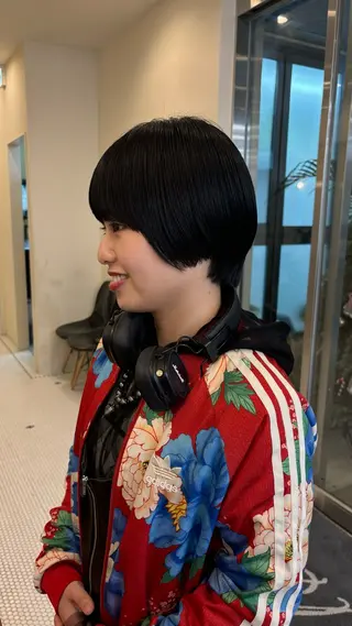 ショート よこやま なぎさのヘアスタイル