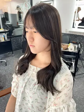 ロング 髪質改善✨ ULTOWA🌈のヘアスタイル