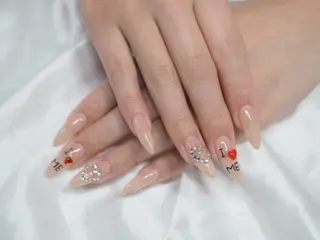 ネイル 中江 彩芽のネイルデザイン