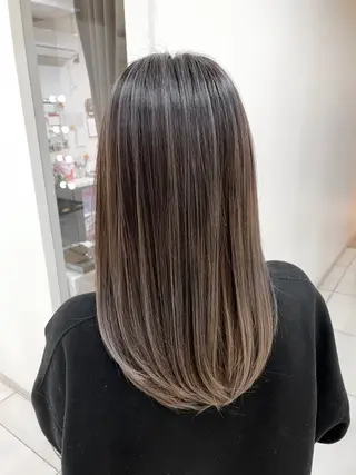 ロング カラー salowin suite 柏所属・髪質改善特化 専門美容師オクダ♂のヘアスタイル