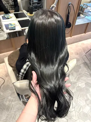 ロング カラー ハイトーン/ レイヤーカットyuiのヘアスタイル