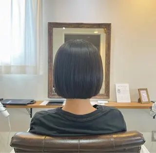 ショート 切りっぱなしボブ 👩🏼ミニボブのヘアスタイル