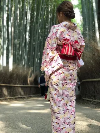 野田 茉希のヘアスタイル