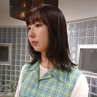 セミロング カラー WATER所属・SA KIのヘアスタイル