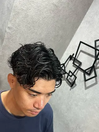 ミディアム パーマ CuMARi所属・予約の95%パーマ 🌈men's専門店のヘアスタイル