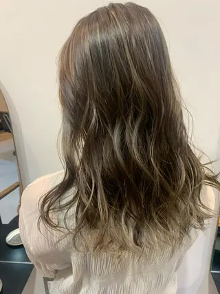 ミディアム カラー 中目黒🌼 🌼ハナのヘアスタイル