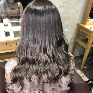 ロング 🦄艶カラー×韓国 NANA💎🐬のヘアスタイル