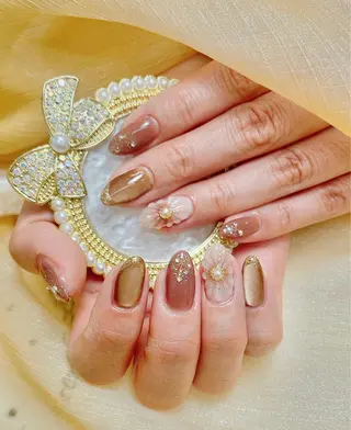 ネイル Miouミオン ネイルサロンのネイルデザイン