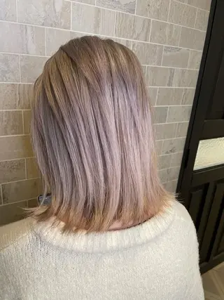 ミディアム ブリーチ毛矯正.髪質 改善.髪にドラマをのヘアスタイル