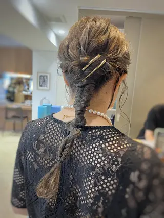 セミロング ヘアアレンジ 奥山 沙季(大井町)のヘアスタイル