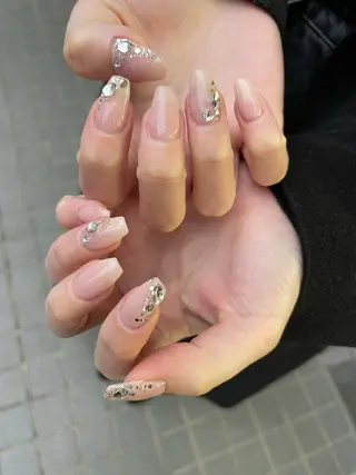 ネイル Me d'eau所属・Me d'eau Rinaのネイルデザイン