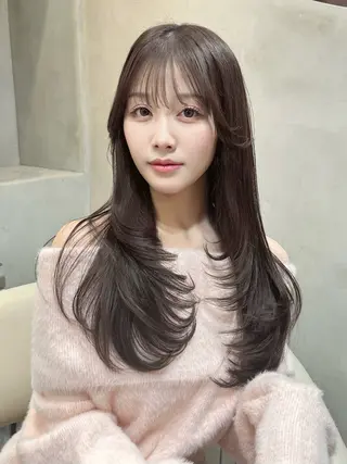 ロング カラー ブリーチなし髪質改善 韓国ヘア　柏崎颯刀のヘアスタイル