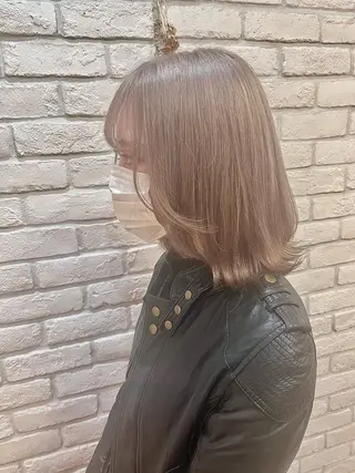 ミディアム カラー 🎀野崎 美玖𝜗𝜚˚⋆のヘアスタイル