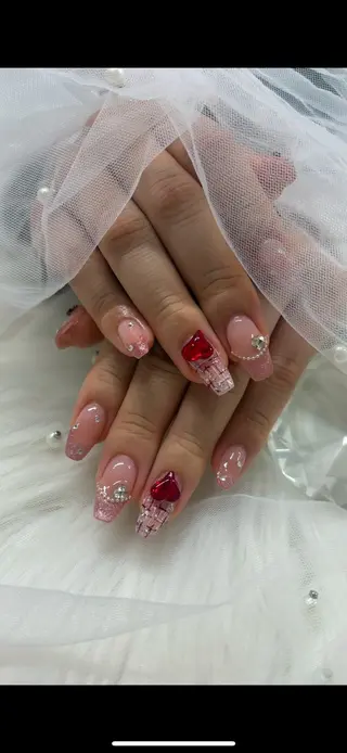 ネイル 髙橋 詩季のネイルデザイン