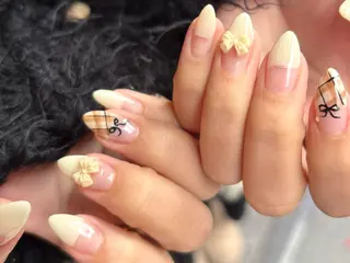 ネイル Salute本店 🦋仲原里佳のネイルデザイン