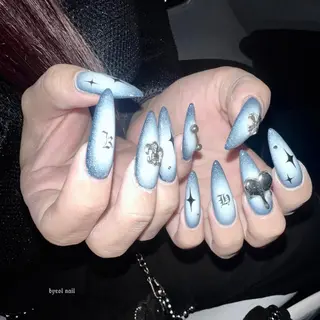 ネイル byeol  nail (ビョルネイル)所属・🌧byeol nail🤍のネイルデザイン