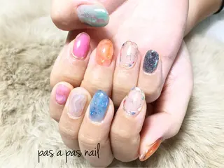 ネイル Yakko pas á pasのネイルデザイン