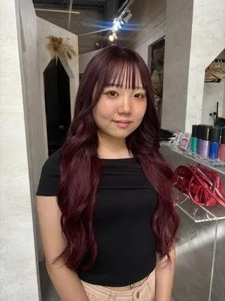 ロング カラー ブリーチなしカラー レイヤーカットのヘアスタイル