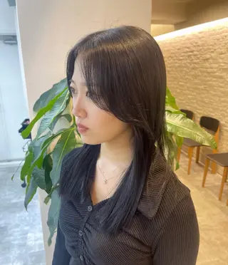 ロング カラー TENSHO ハイトーンレイヤーのヘアスタイル