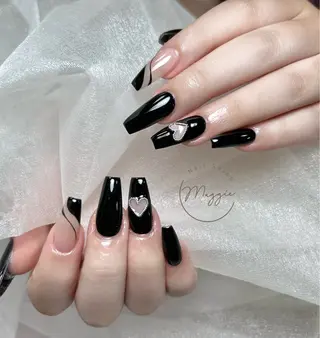 ネイル Maggie Nail🦩のネイルデザイン