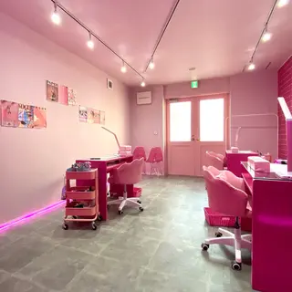 Pins16所属・Hi-Ko 🍒のネイルデザイン