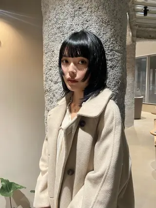 ミディアム カラー 未 来カットモデル無料のヘアスタイル