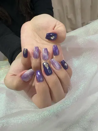 ネイル Hey🌈NAIL 長さ出し専門店のネイルデザイン