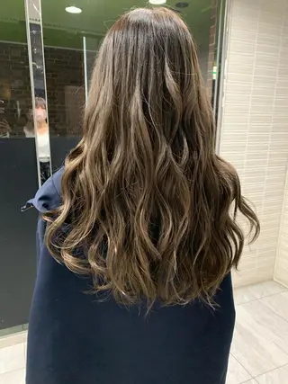 カラー 【🫧美髪艶髪】 🎖️MARIAのヘアスタイル