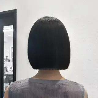 ショート eliss umeda所属・Yui🪿 / デザインカラーのヘアスタイル