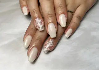 ネイル ネイルサロン Bebeのネイルデザイン