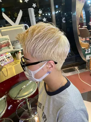 ショート 👑派手髪/カット 👑ANRYのヘアスタイル