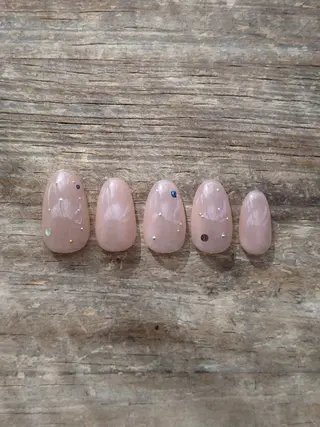 ネイル LuN Nail Design Salon所属・Y Chisaのネイルデザイン