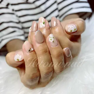 ネイル 大澤 瞳のネイルデザイン