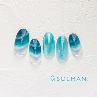 ネイル SOLMANI 予約担当のネイルデザイン